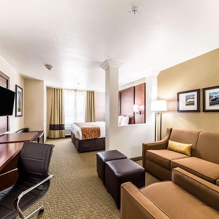 Comfort Suites Grand Prairie - Arlington North Kültér fotó