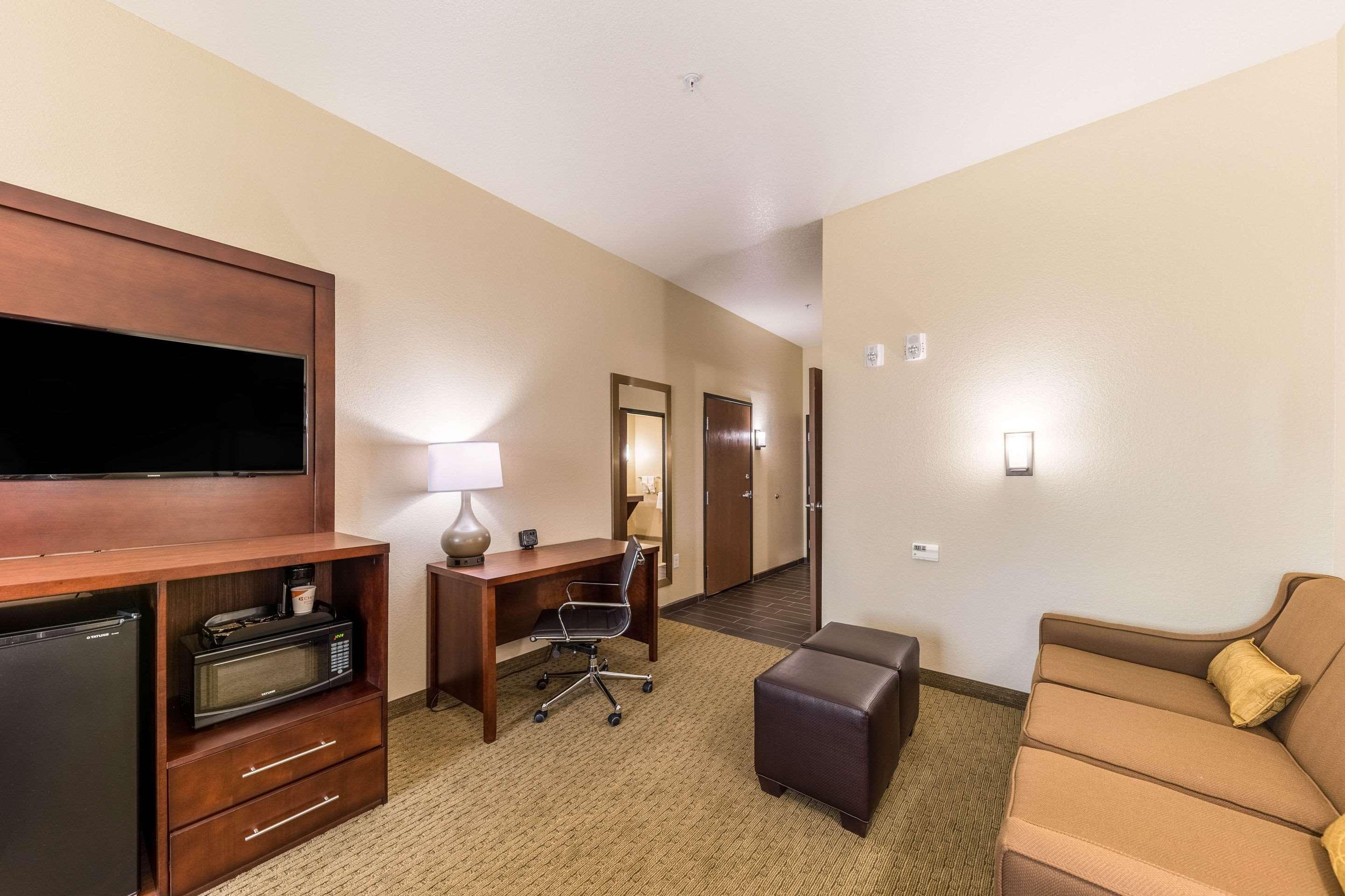 Comfort Suites Grand Prairie - Arlington North Kültér fotó