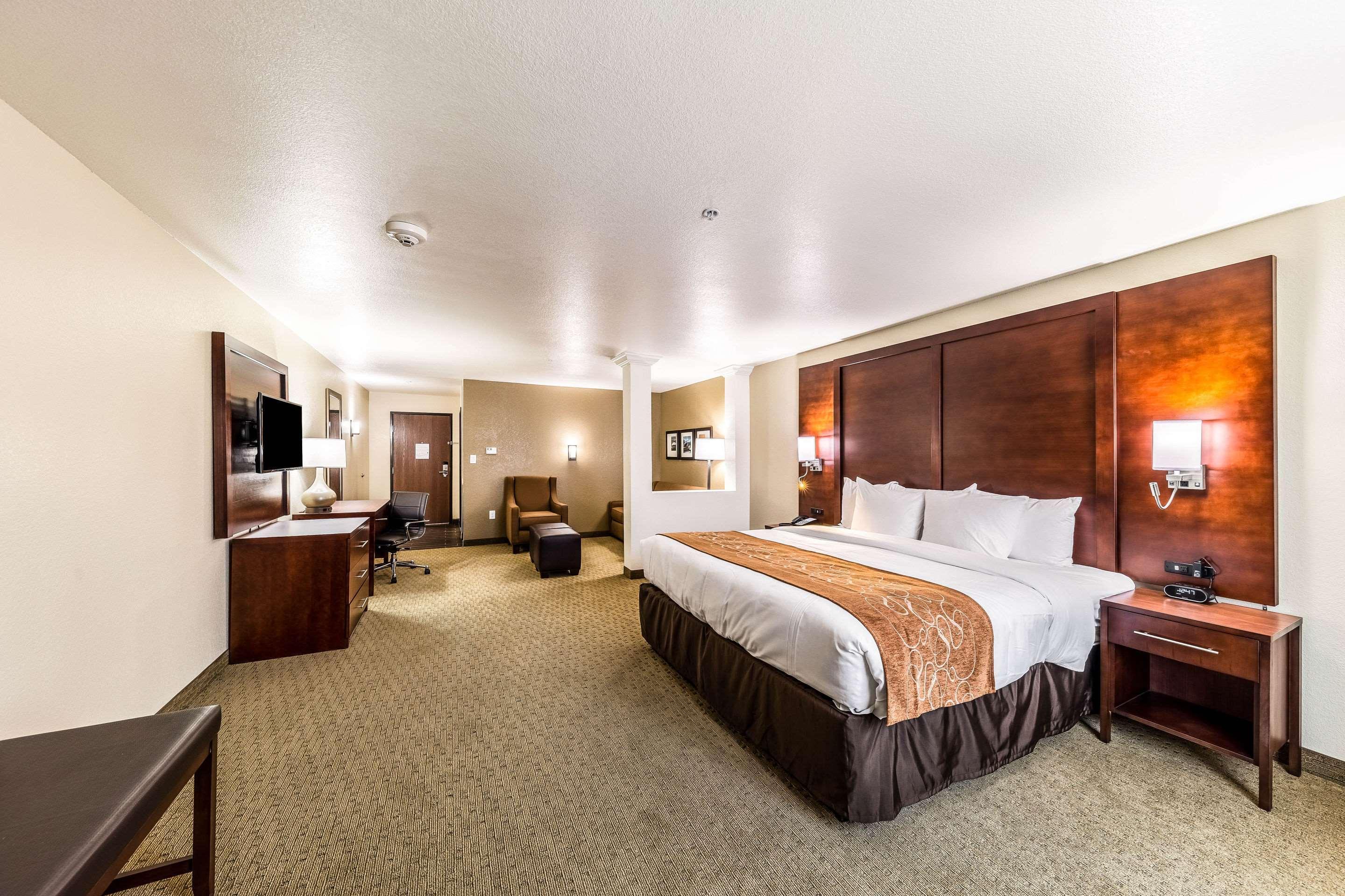 Comfort Suites Grand Prairie - Arlington North Kültér fotó